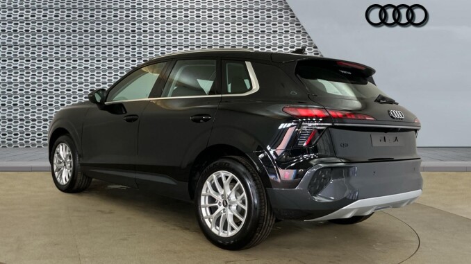 Audi Q3 1.5 TFSI Sport 5dr S Tronic Petrol Estate - Image 3